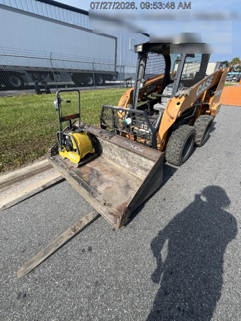2019 CASE SR175
