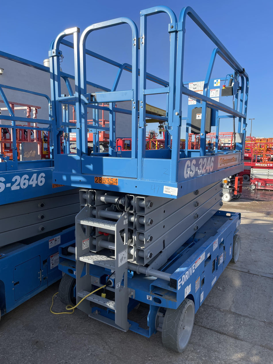 2022 GENIE GS-3246