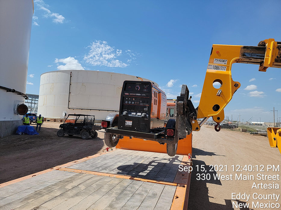 2021 Lincoln Electric Vantage 322 Vantage 322 Ready Pak 3 w/ Telematics & Decals, ORANGE (includes trailer, cable rack, fender light kit)