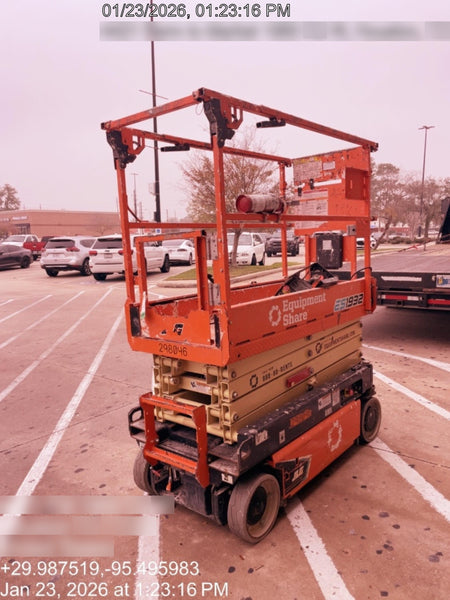 2023 JLG ES1932
