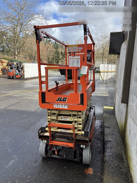 2021 JLG ES1932