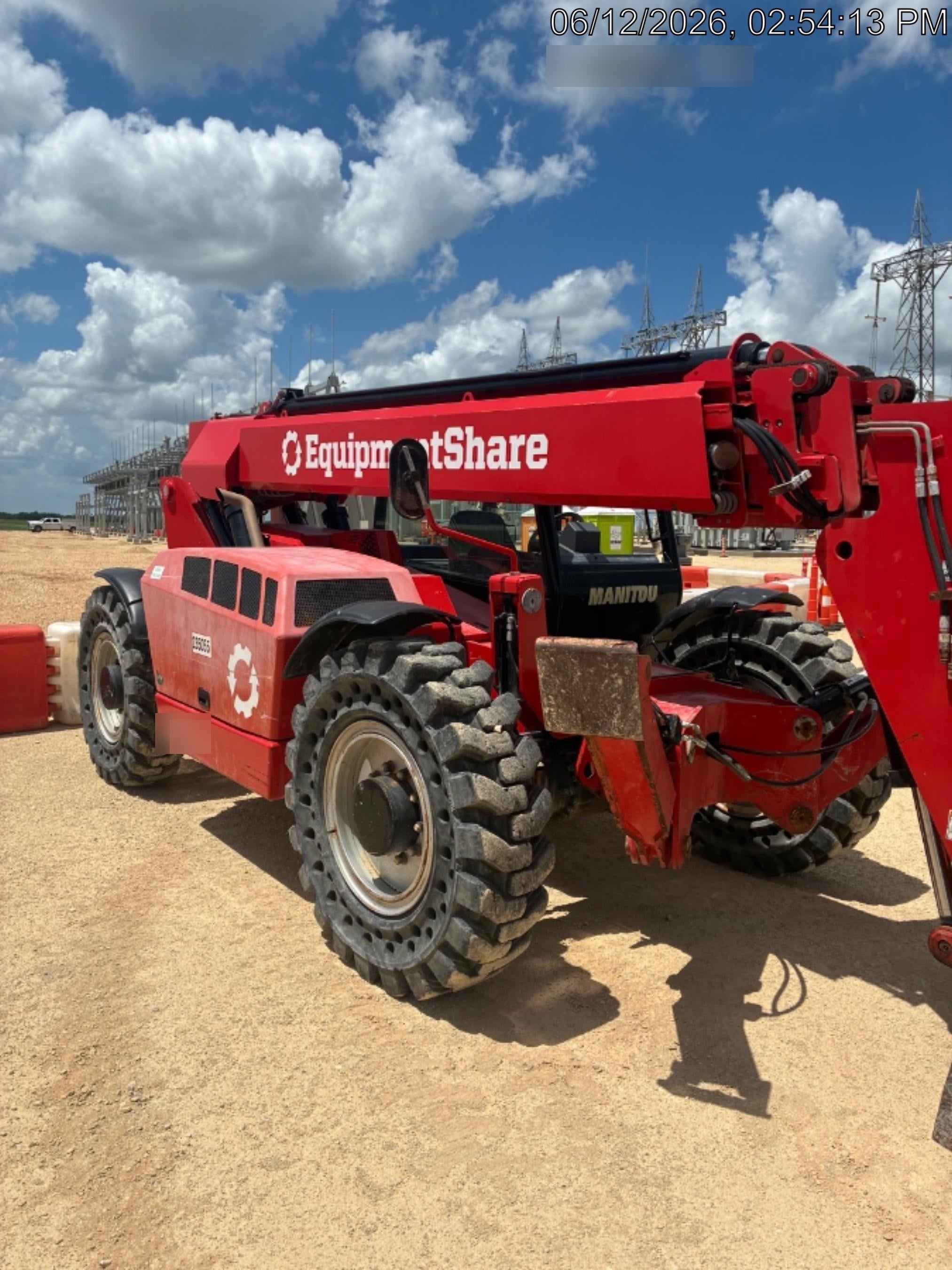 2022 MANITOU MTA12055