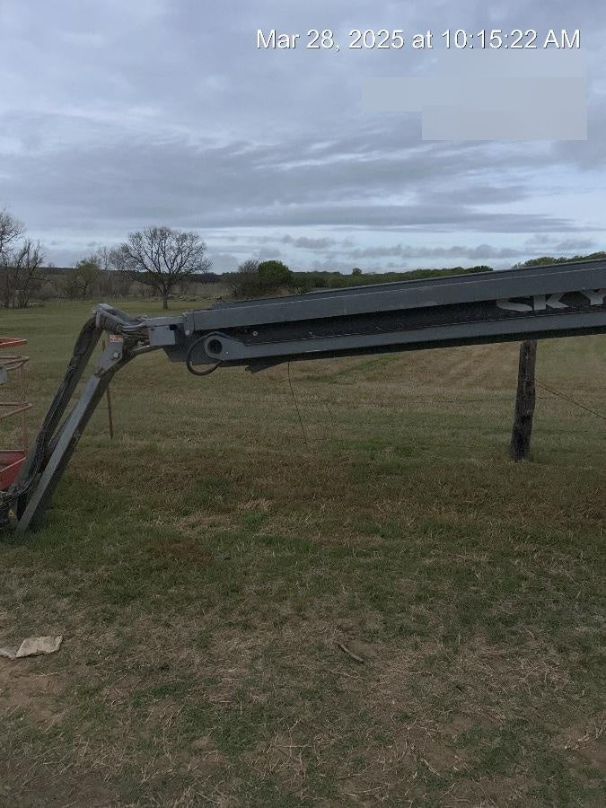 2017 SKYJACK SJ66T
