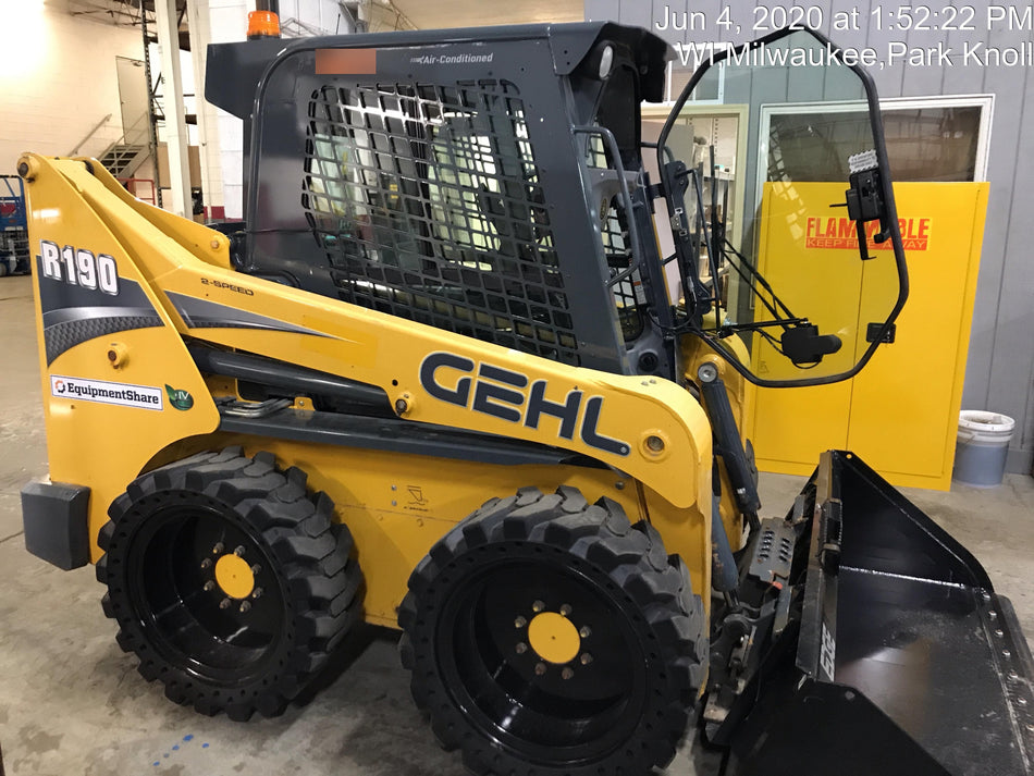 2016 GEHL R190