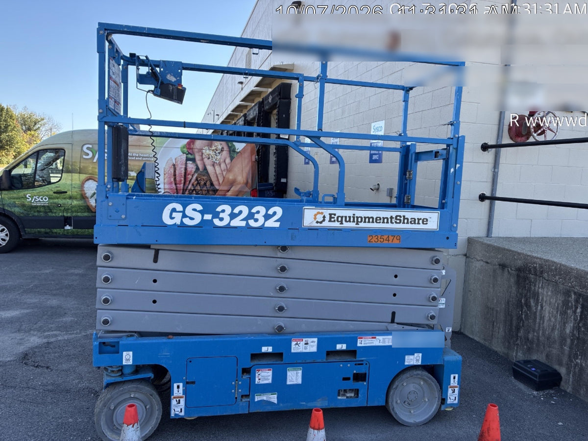 2022 GENIE GS-3232