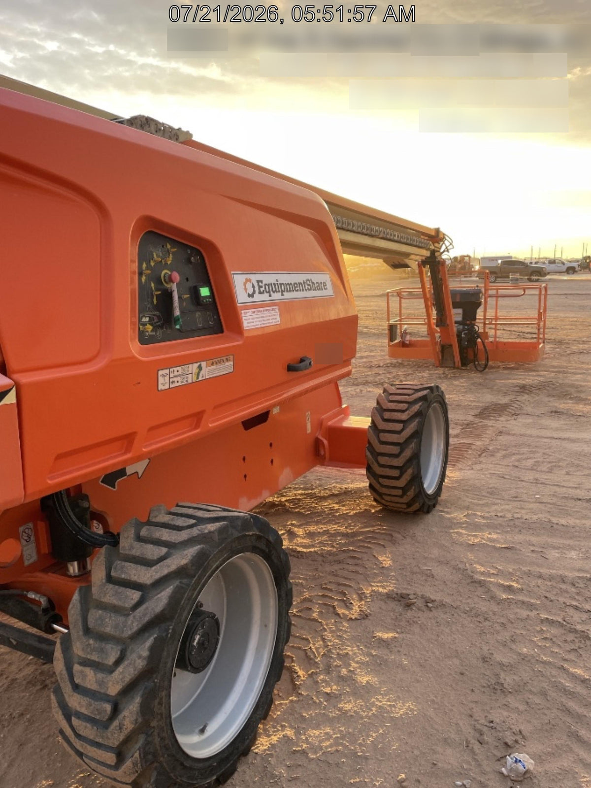 2021 JLG 660SJ