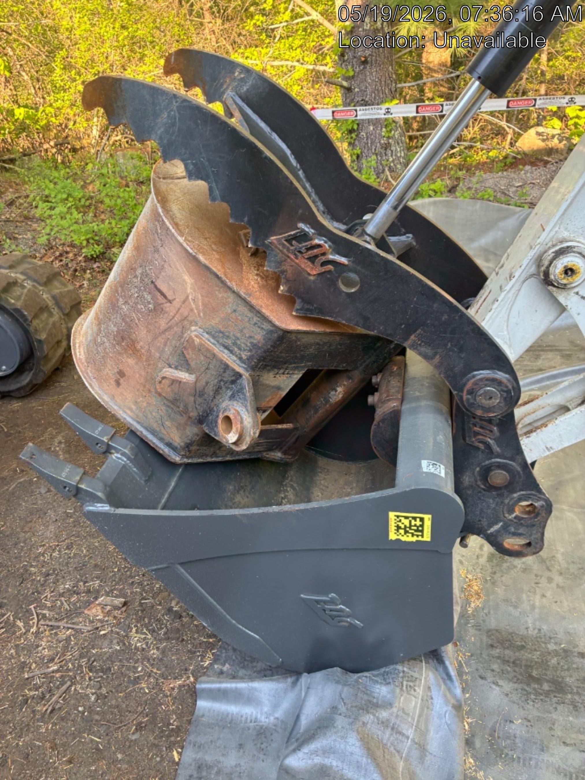 2025 TAKEUCHI 24" Bucket Takeuchi