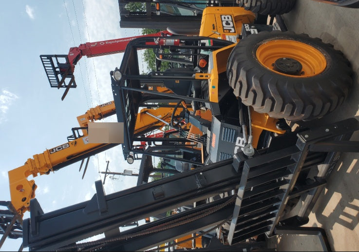2023 JCB 930-4