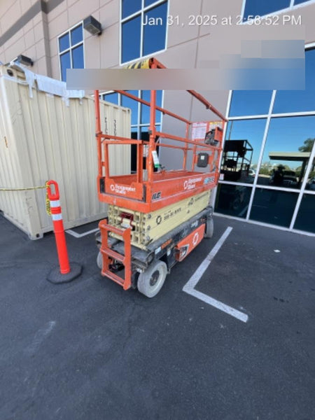 2022 JLG ES2632