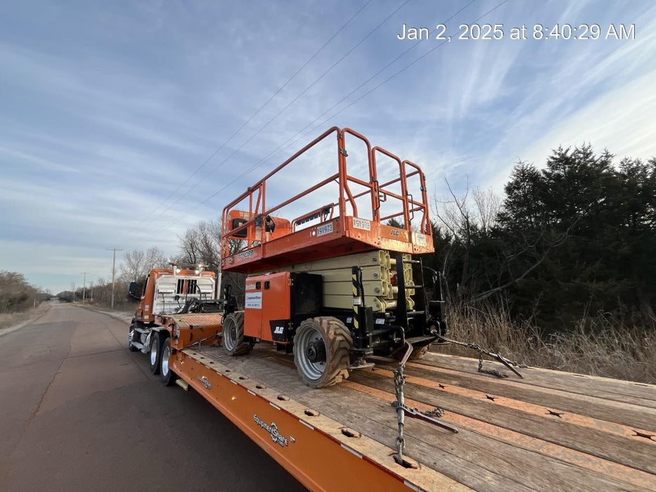 2021 JLG RT4069