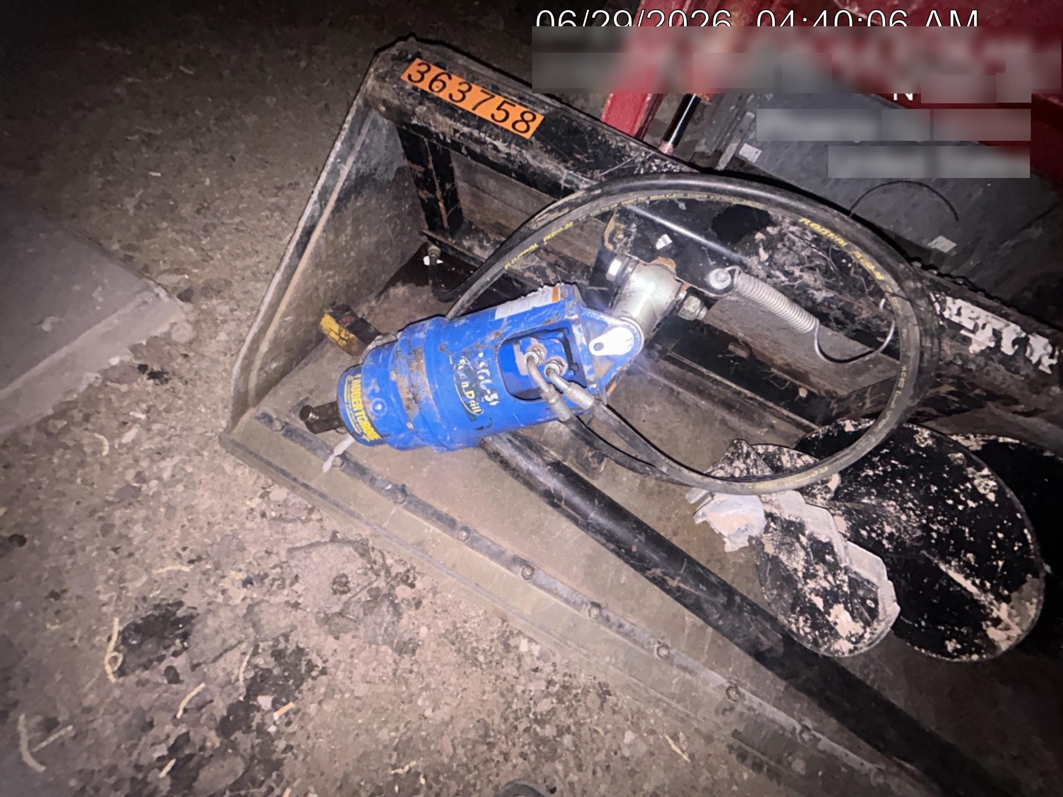 2023 AUGER TORQUE 3300-30