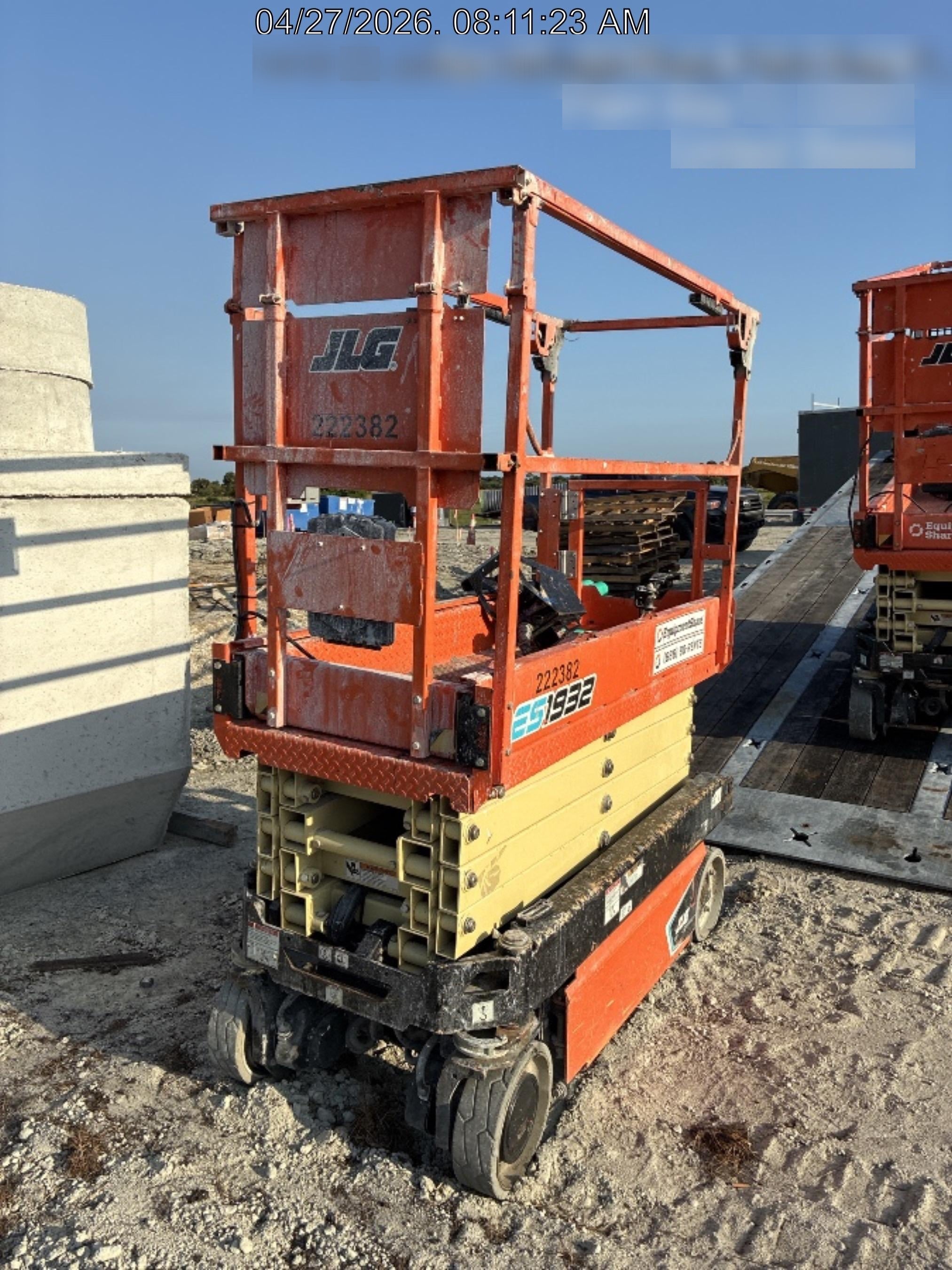 2022 JLG ES1932