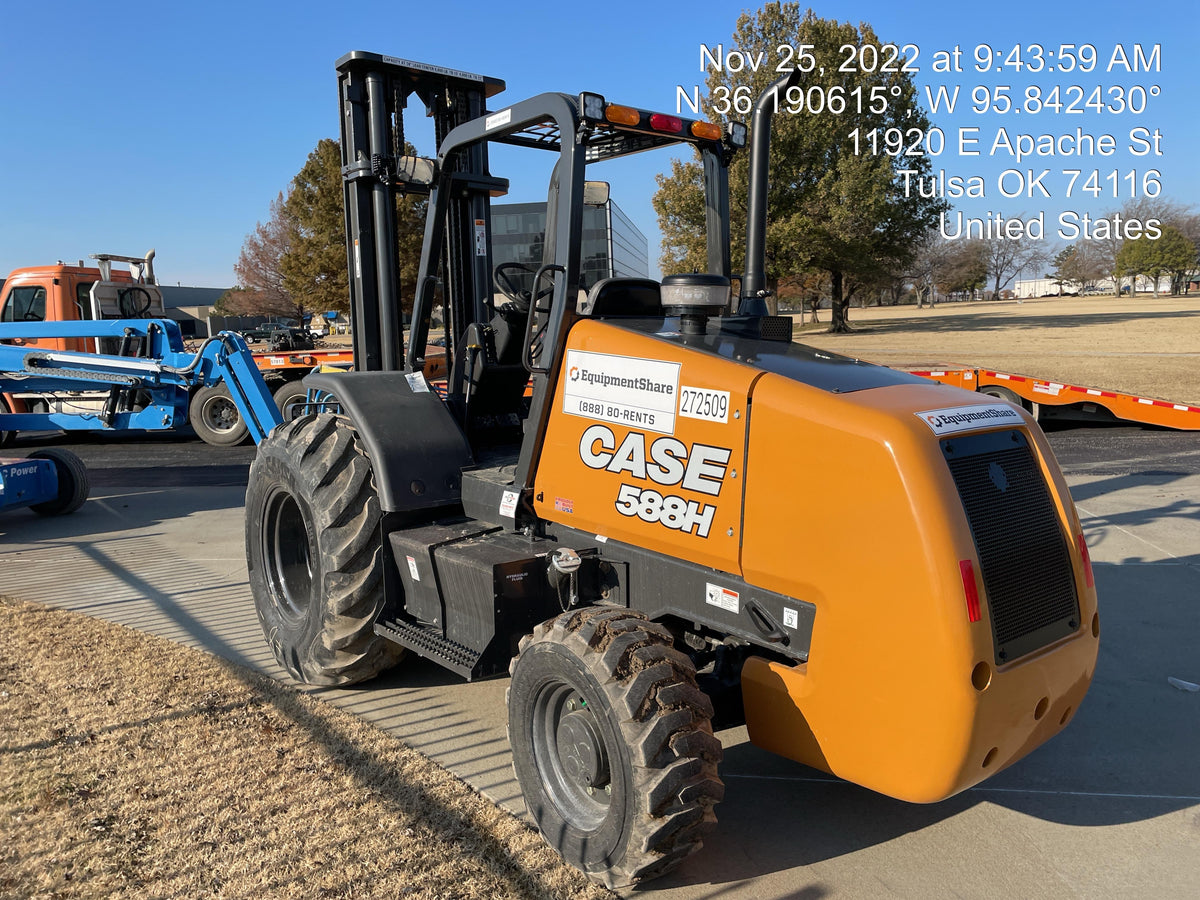 2023 CASE 588H