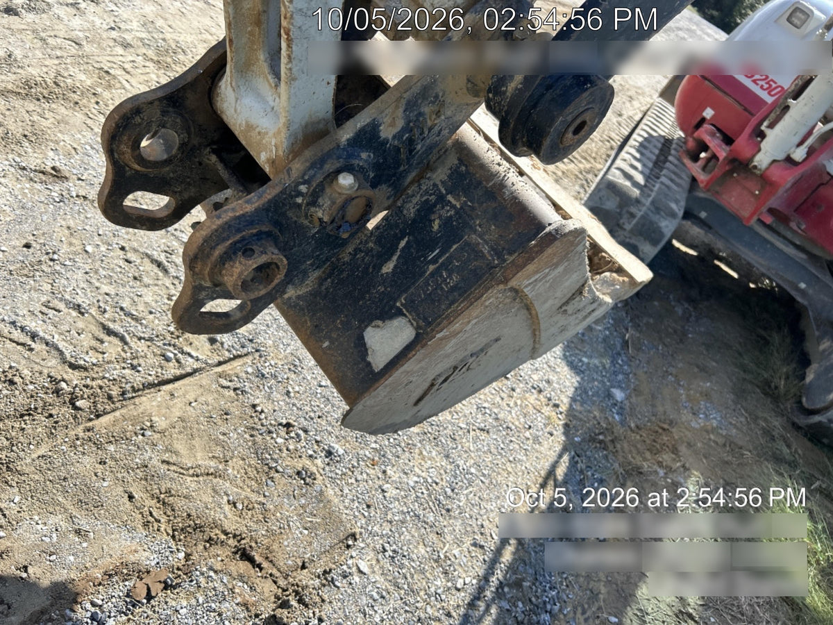 2025 TAKEUCHI TB250-2CR