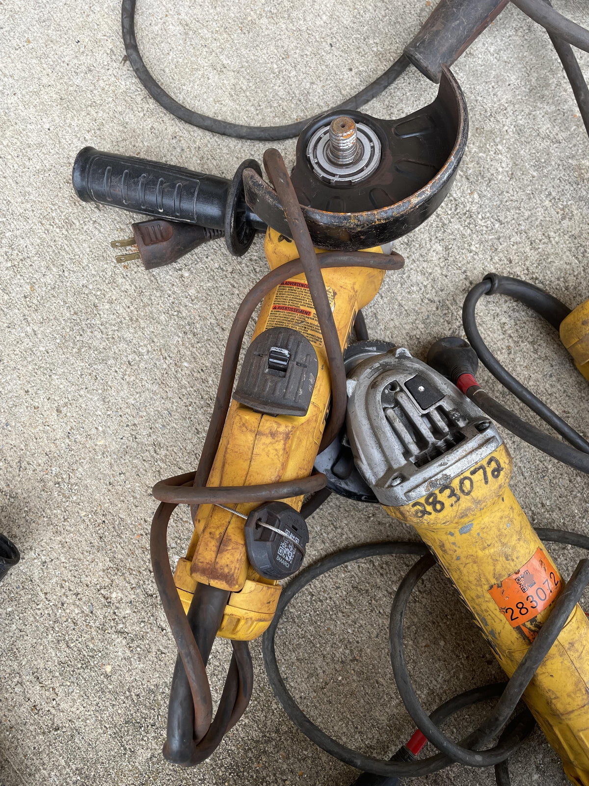 2022 DEWALT DWE402N