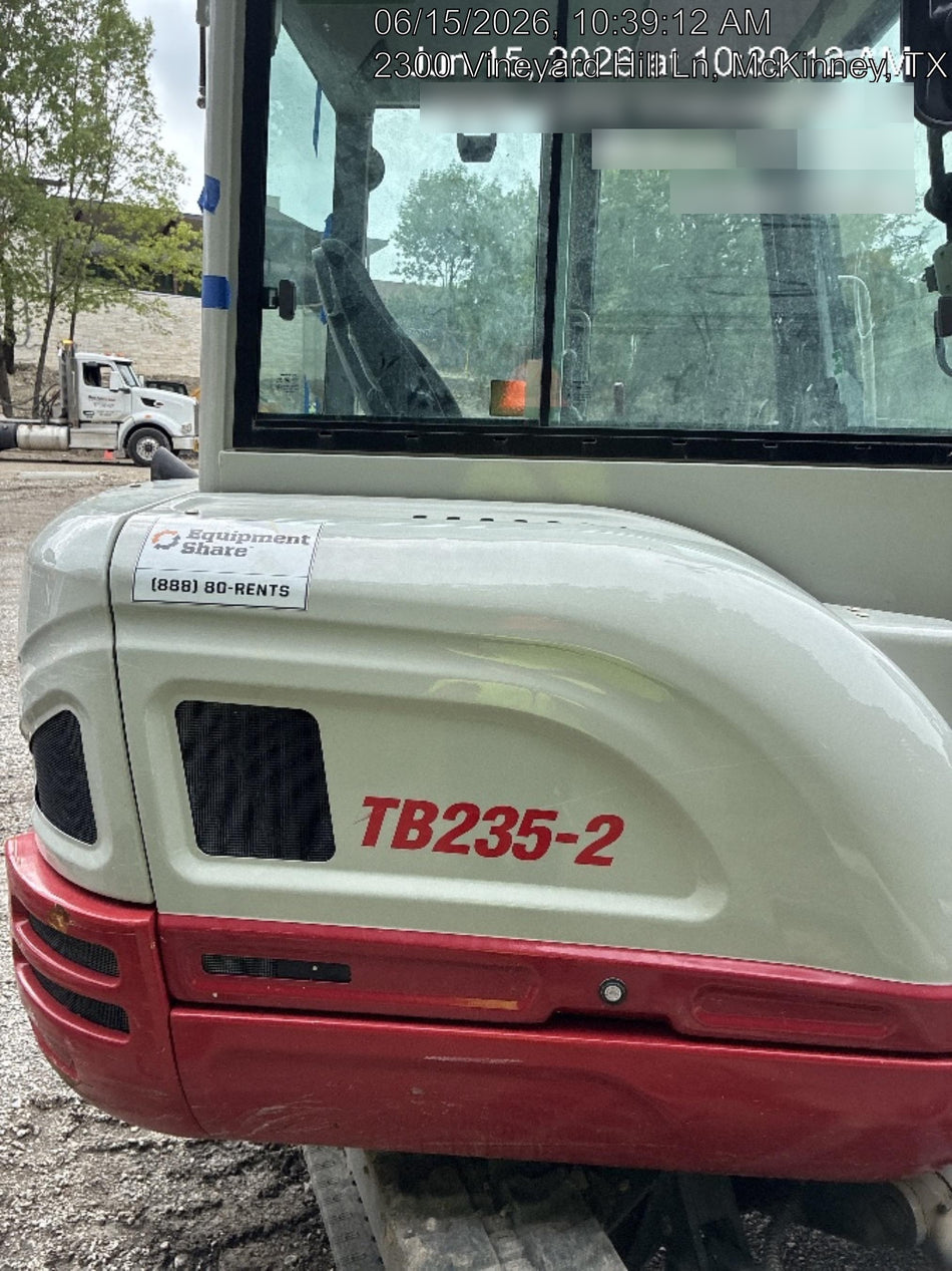 2024 TAKEUCHI TB235-2CR