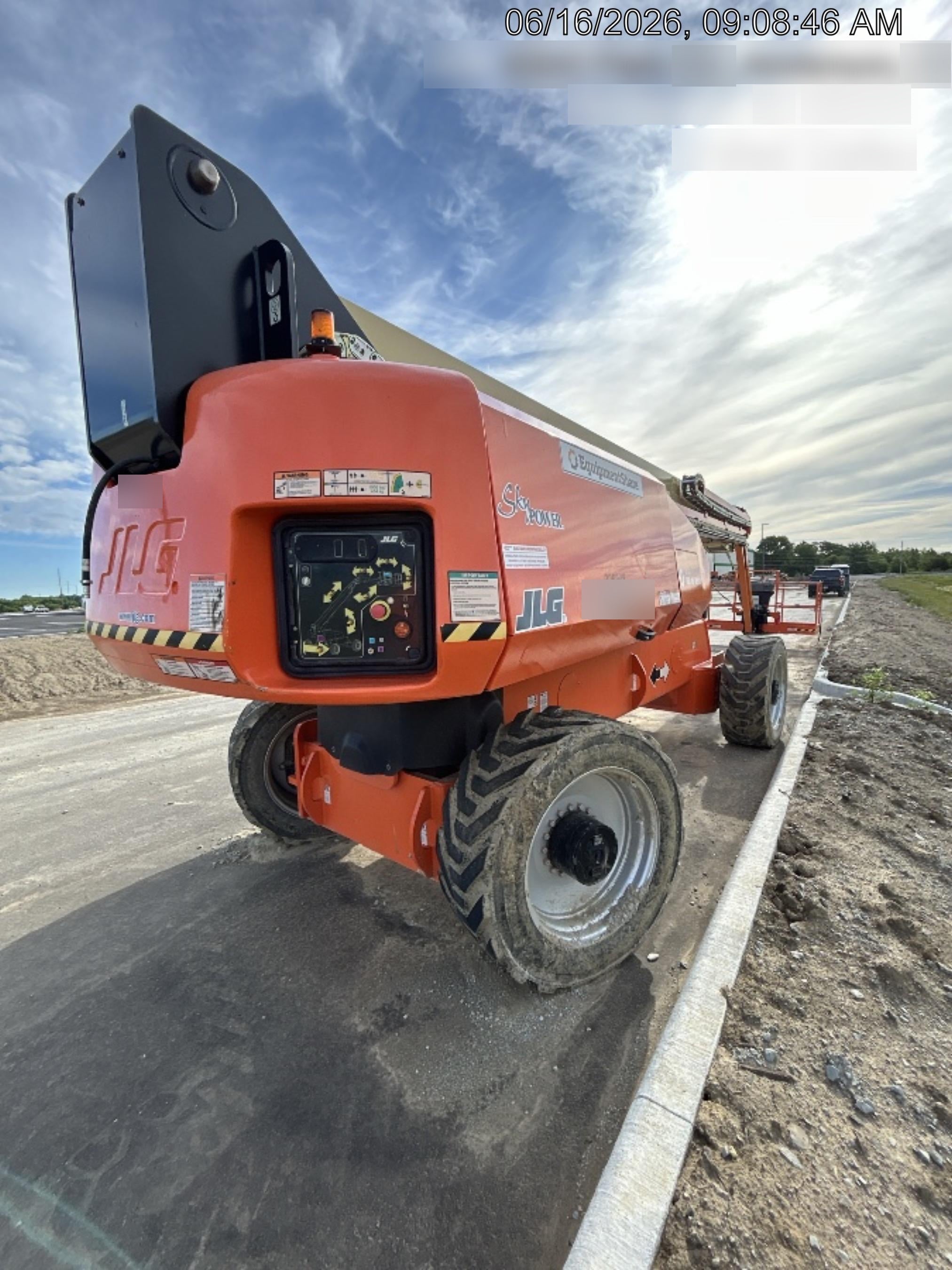 2023 JLG 1200SJP