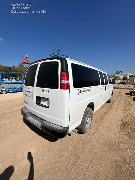 2025 CHEVROLET Express Van - Rental
