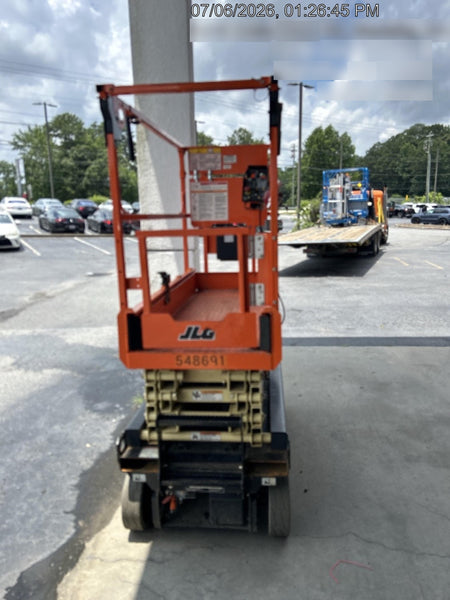 2025 JLG ES1932