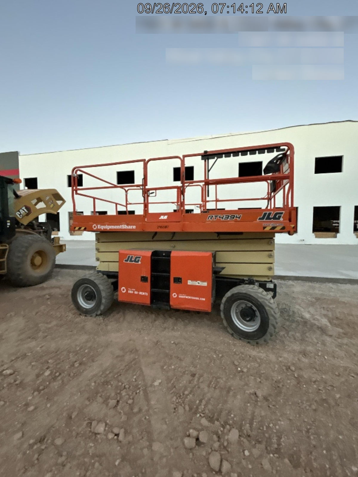 2023 JLG RT4394