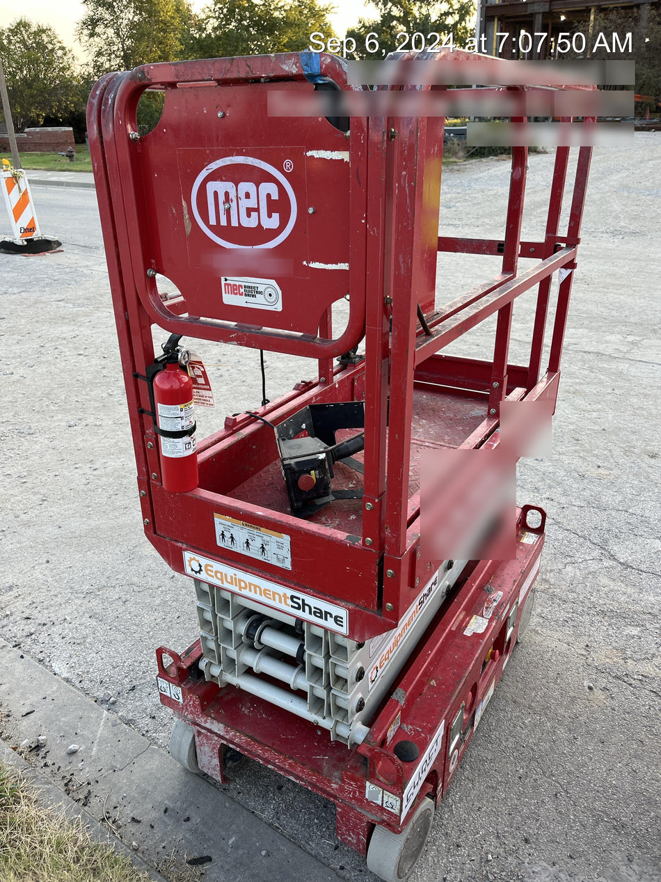 2019 MEC 1330SE MEC 1330SE w/ES Track Hardware, Full Extended 2 Year Warranty