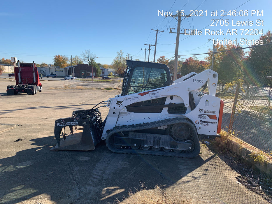 2021 BOBCAT T740