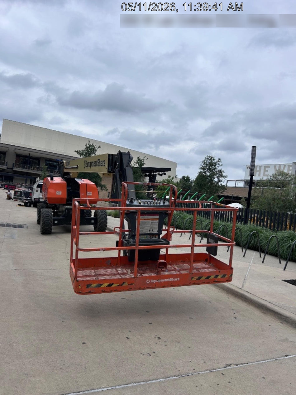2023 JLG 860SJ