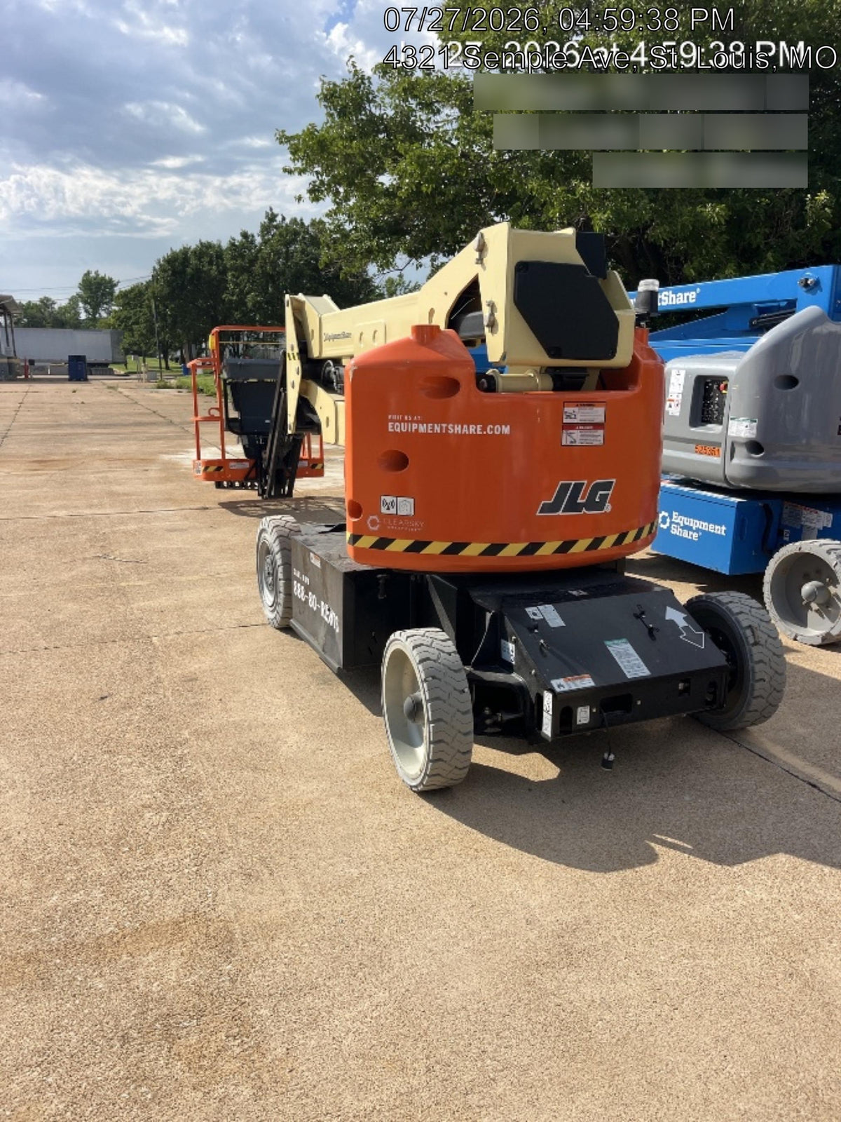2025 JLG E400AJP Narrow