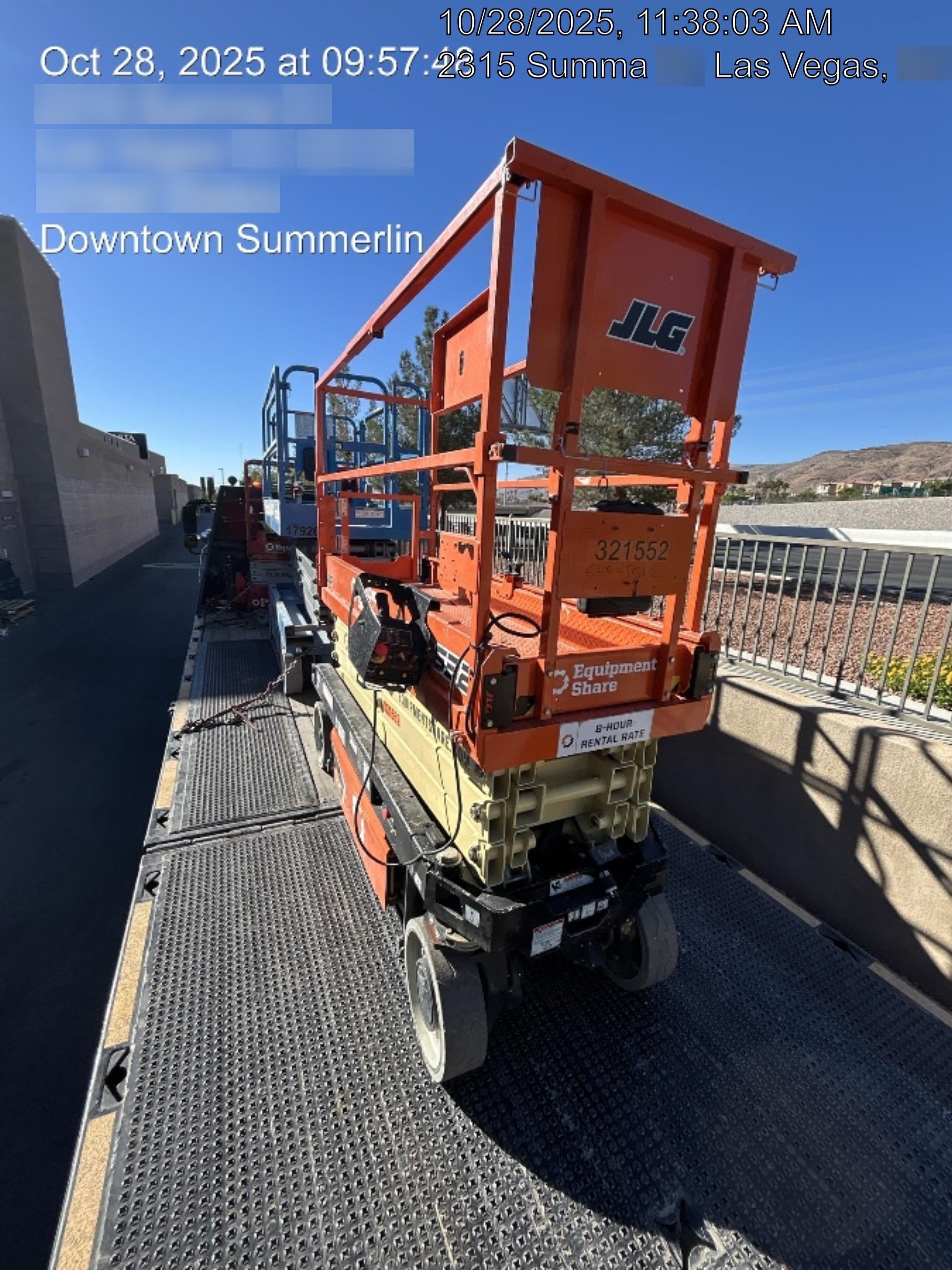 2023 JLG ES2632