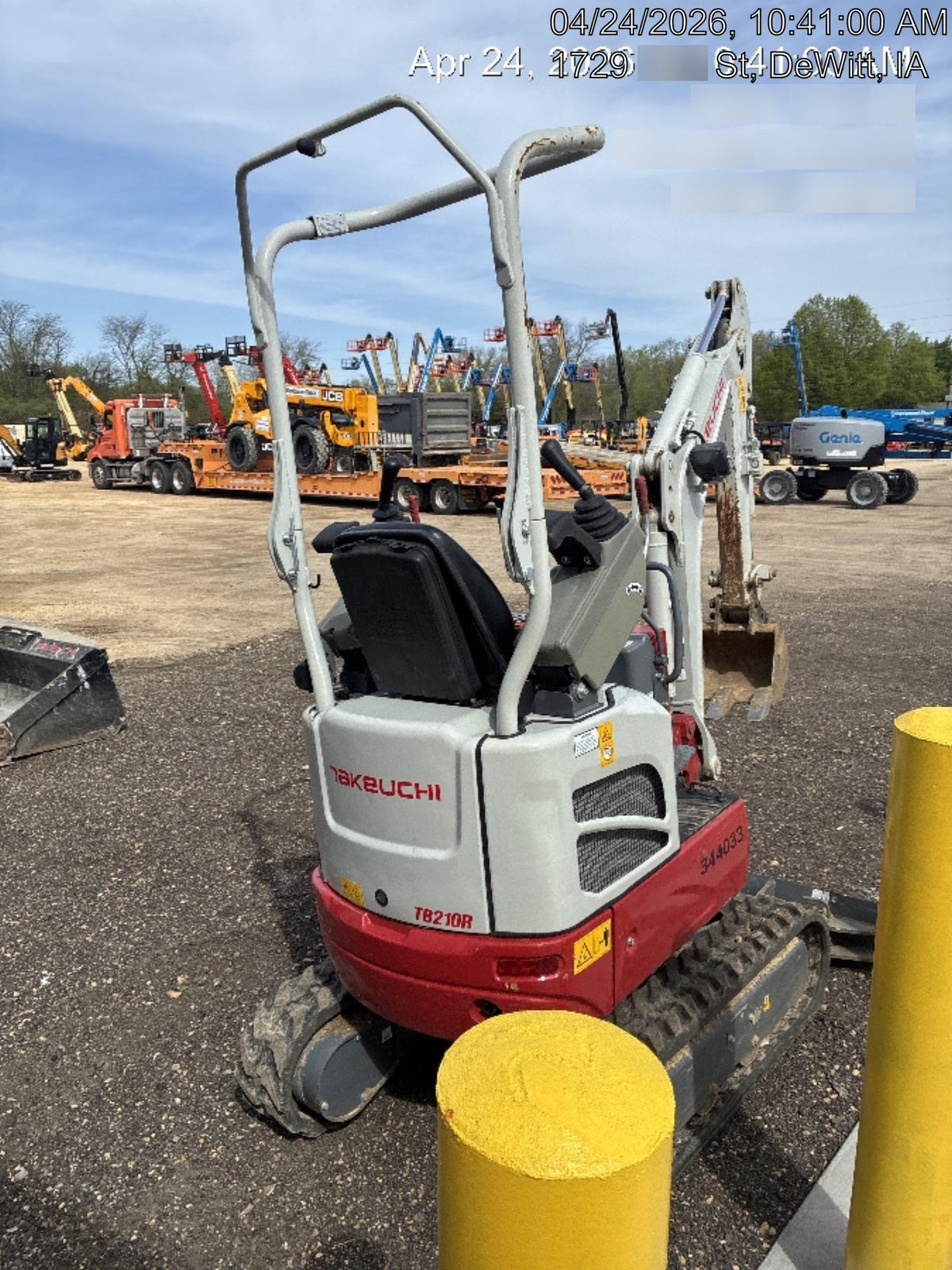2023 TAKEUCHI TB210R
