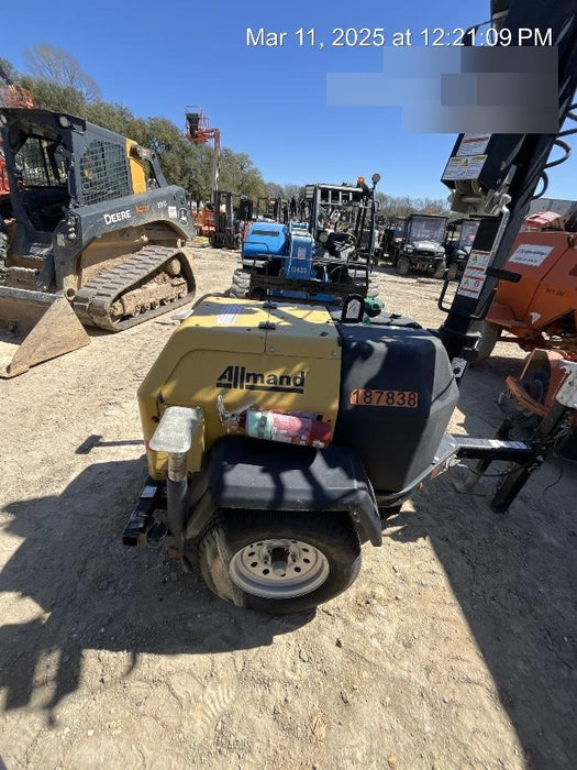 Allmand NLV3GR (4) LED Light Fixture 350W, 23' Vertical Mast, 3kW Prime, Towable, Deep Sea L401, Leveling Jacks, Yanmar T4F 5.8hp