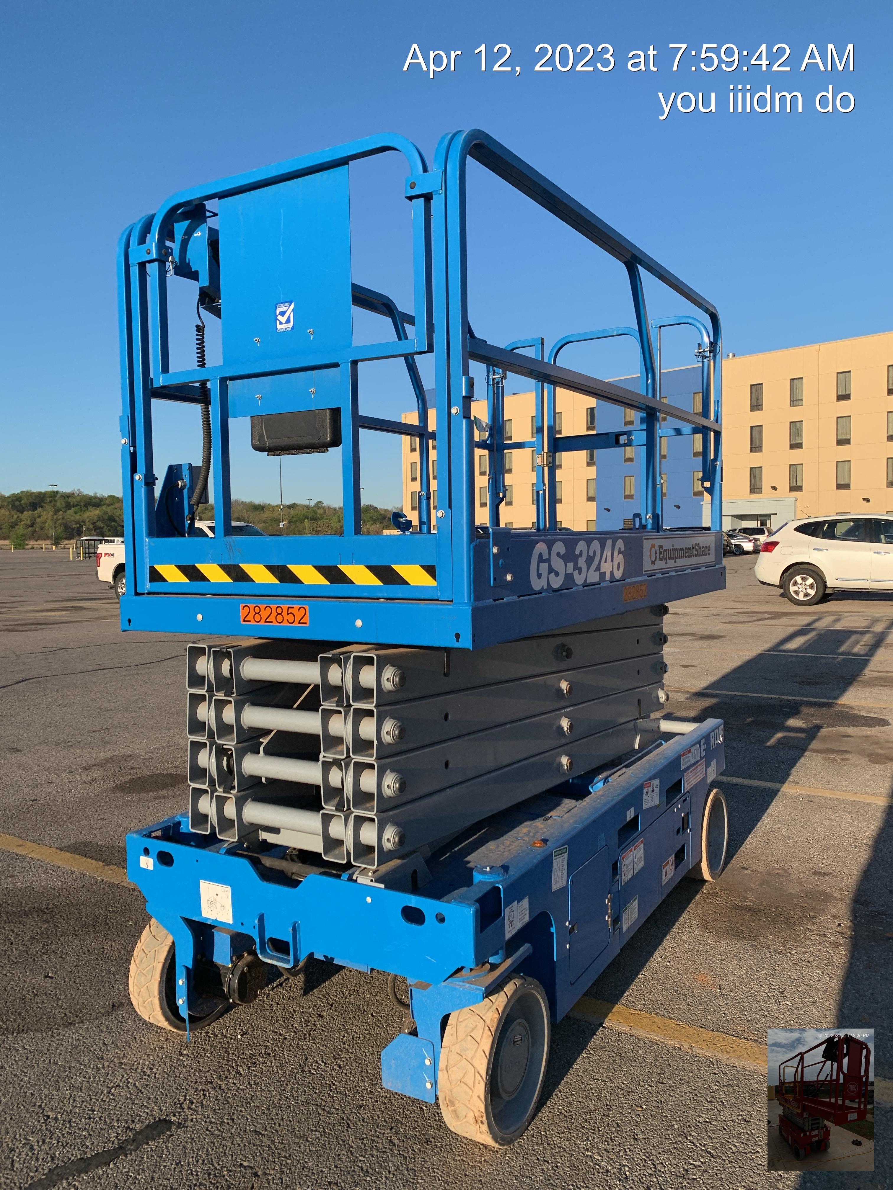 2022 GENIE GS-3246