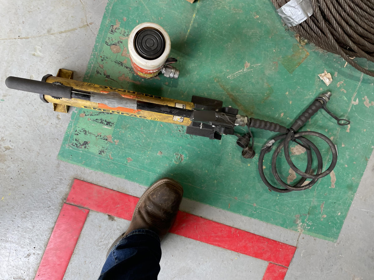 2022 ENERPAC P392