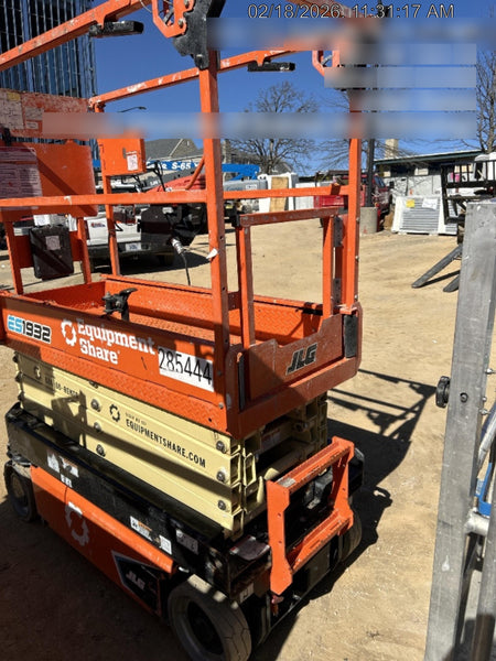 2022 JLG ES1932