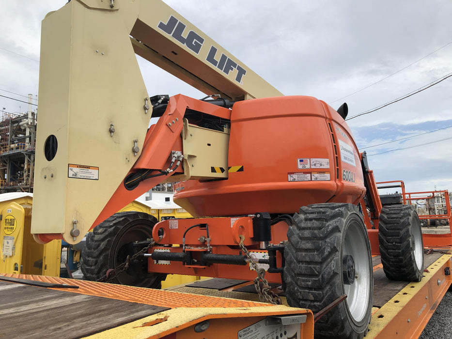 2019 JLG 600AJ