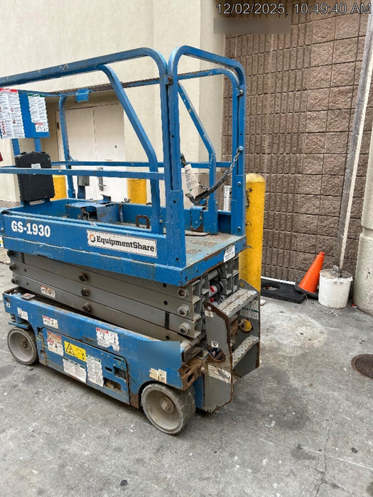 2019 Genie GS-1930 Fixed Rails with Chain Entry