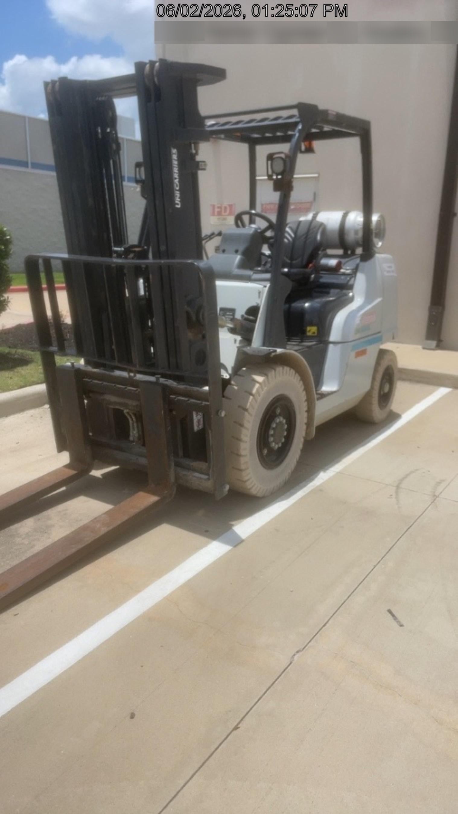 2022 UNICARRIER PF80N