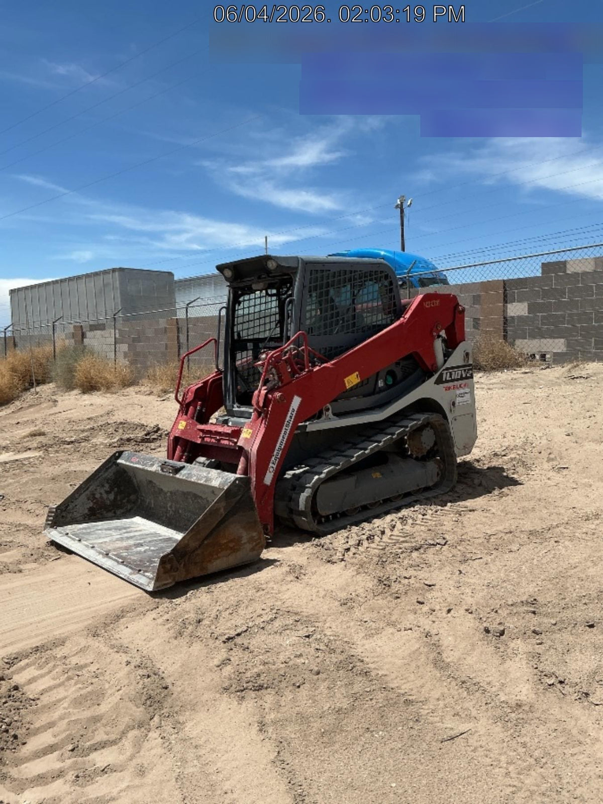 2023 TAKEUCHI TL10V2-CR