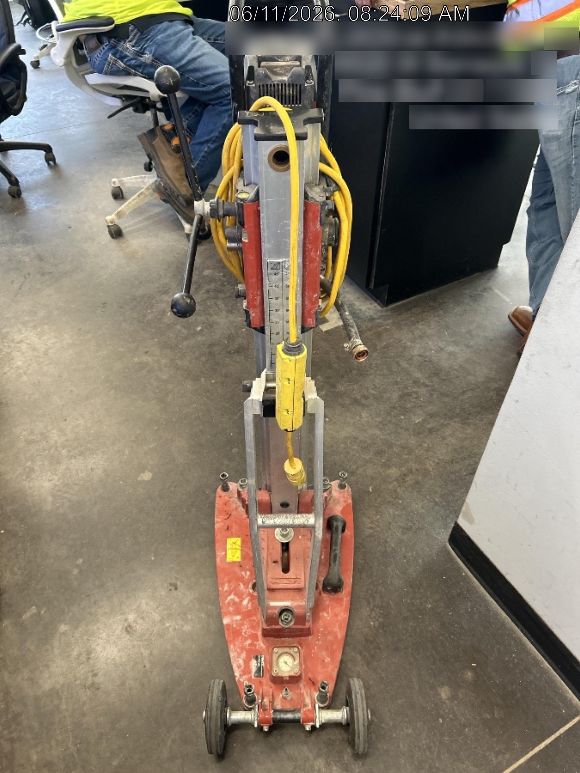 2022 HILTI DD250E