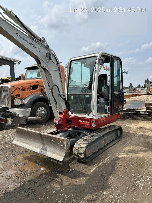 2021 TAKEUCHI TB235-2CR
