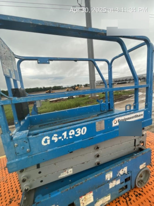 2019 Genie GS-1930 Fixed Rails with Chain Entry