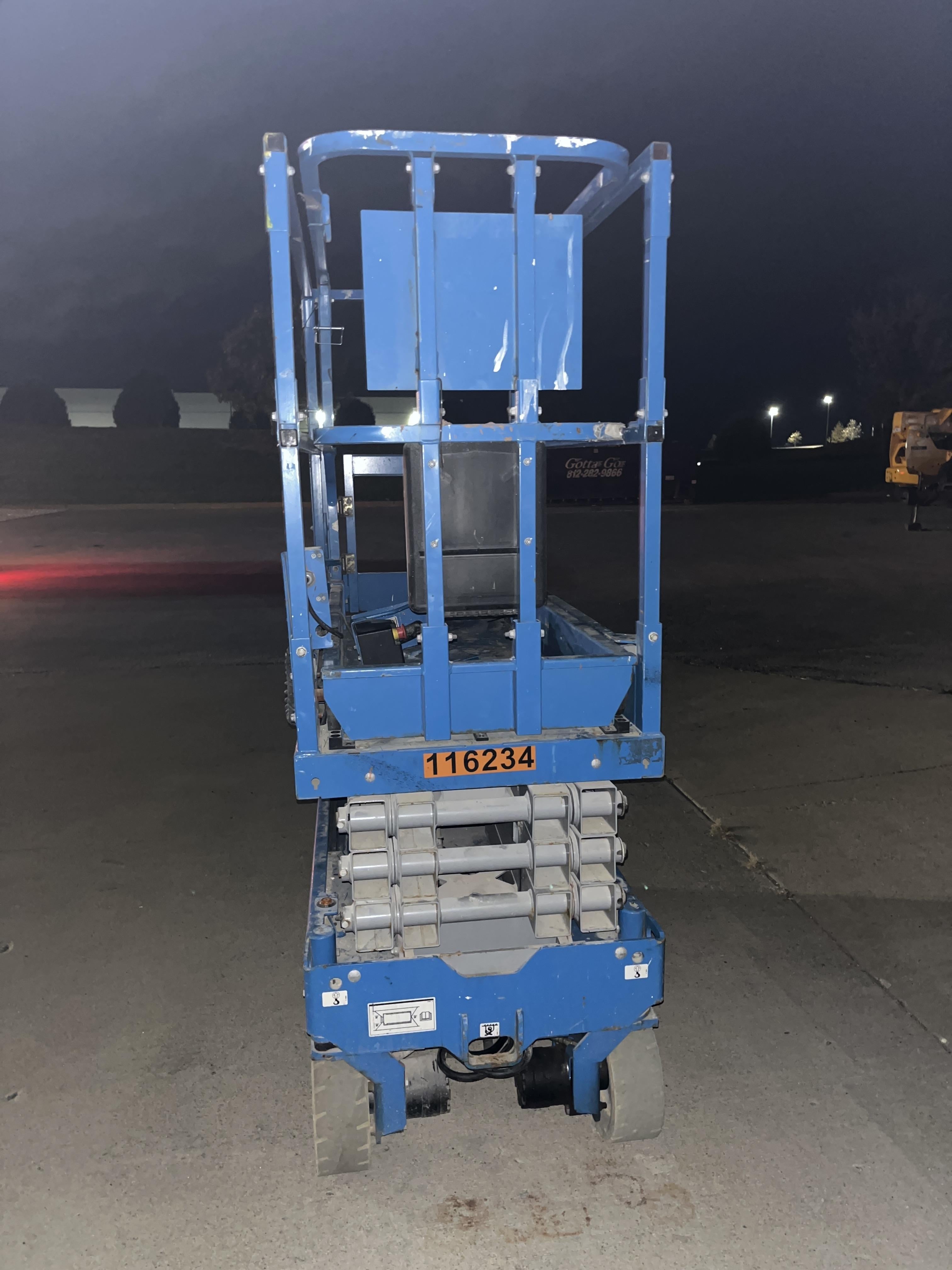 2020 Genie GS-1930 Solid Non Marking Tires, Beacon, Folding rails with half height swing gate