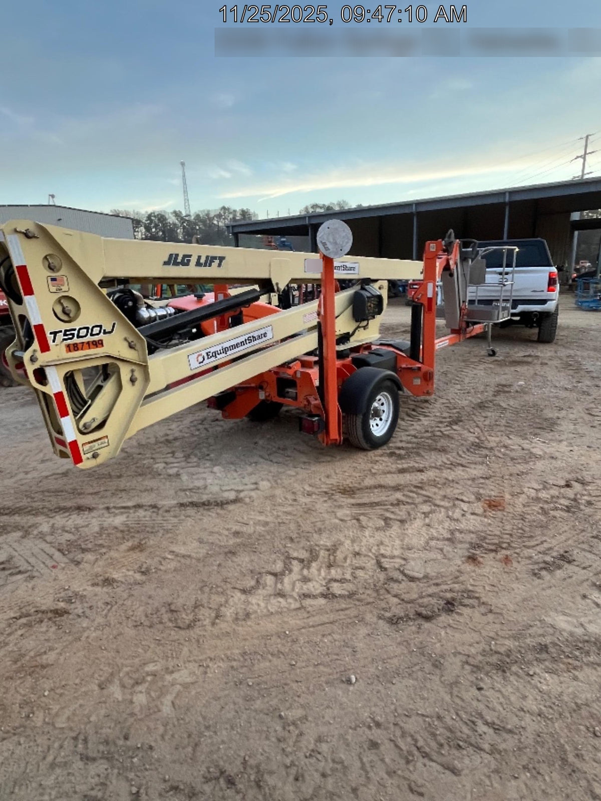 2021 JLG T500J