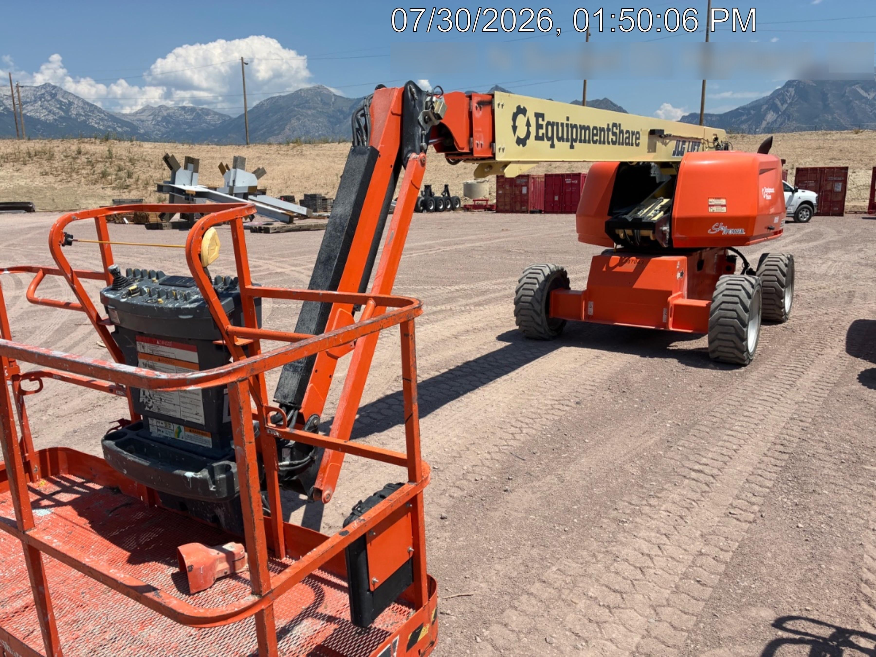2023 JLG 660SJ