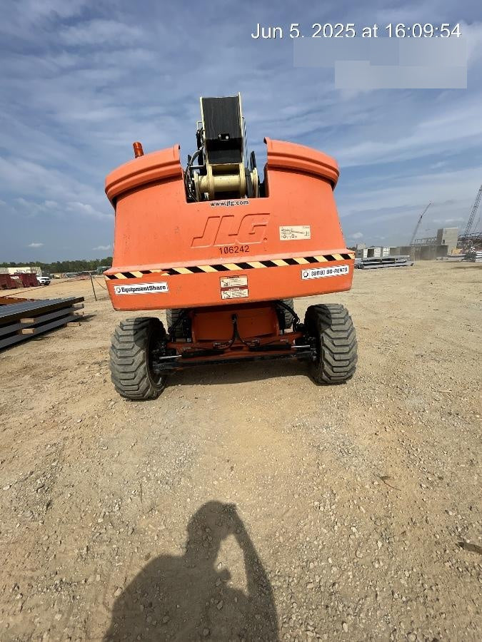 2020 JLG 660SJ