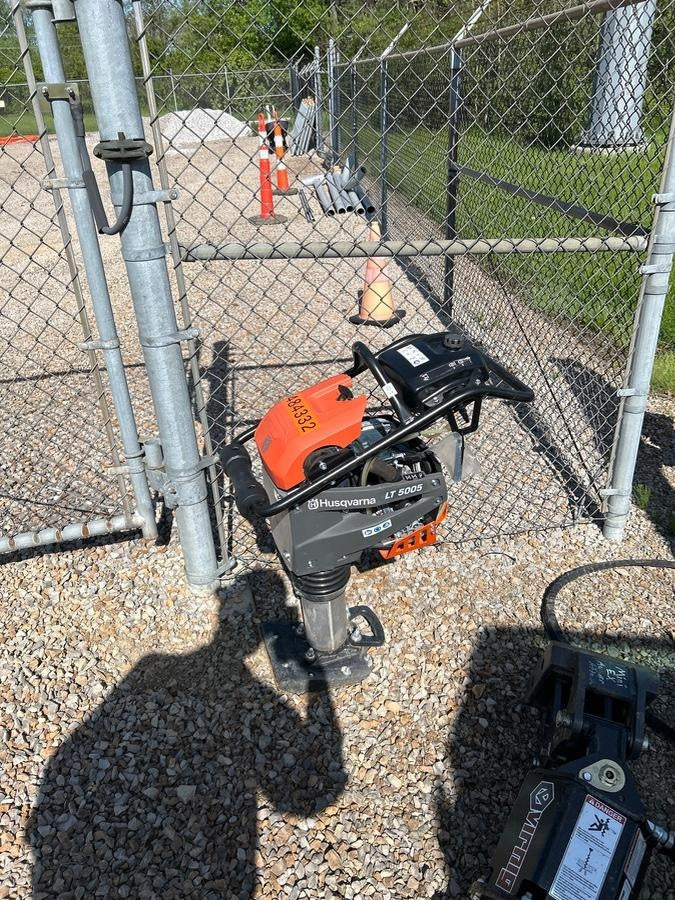 2024 HUSQVARNA LT5005
