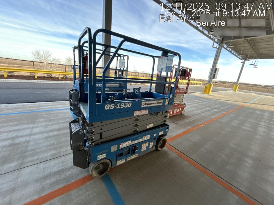 2020 Genie GS-1930 Fixed rails with chain entry gate - Pre A92.20