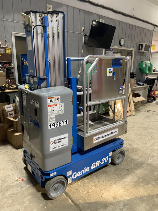 2021 GENIE GR-20