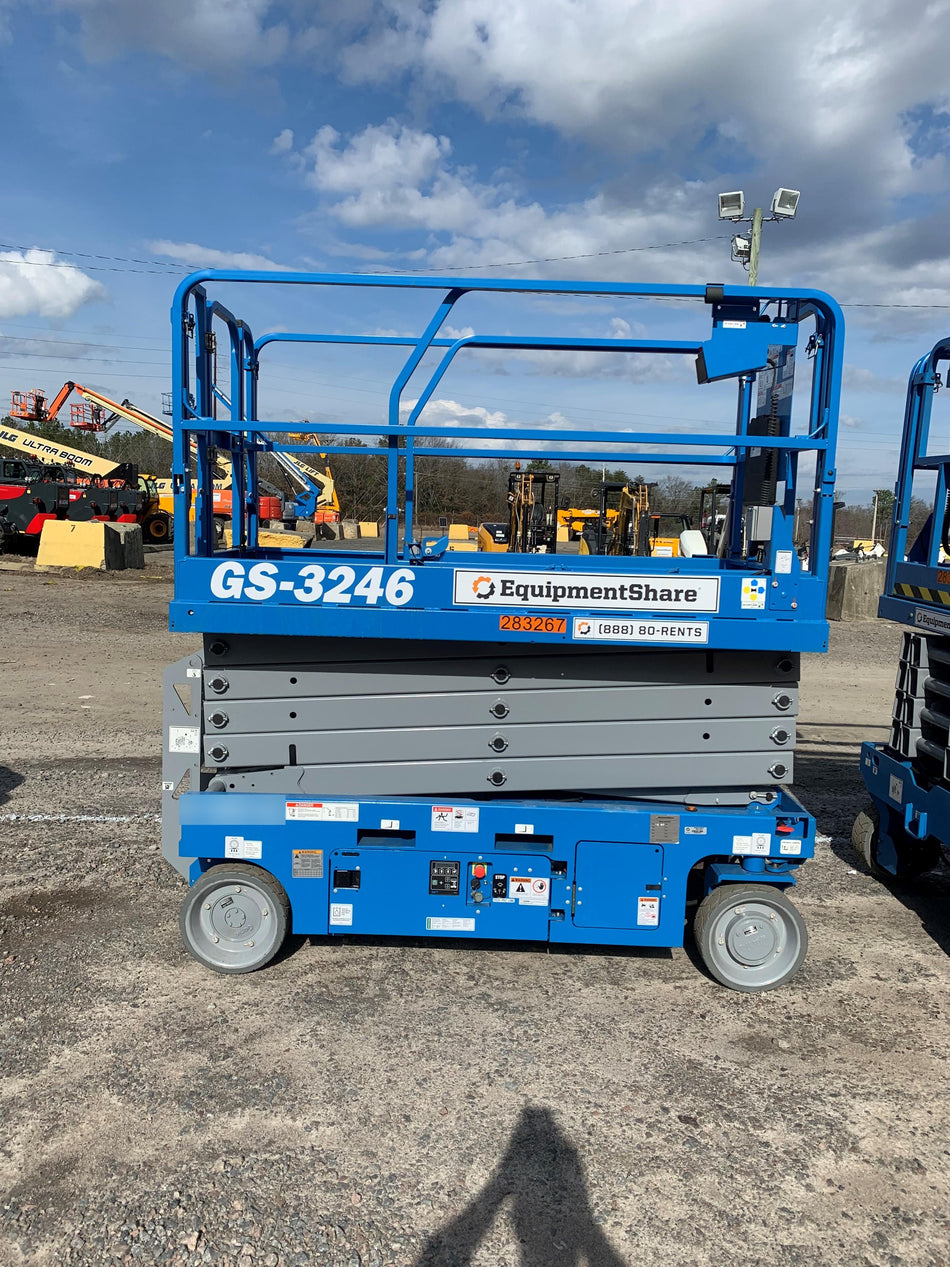 2022 GENIE GS-3246