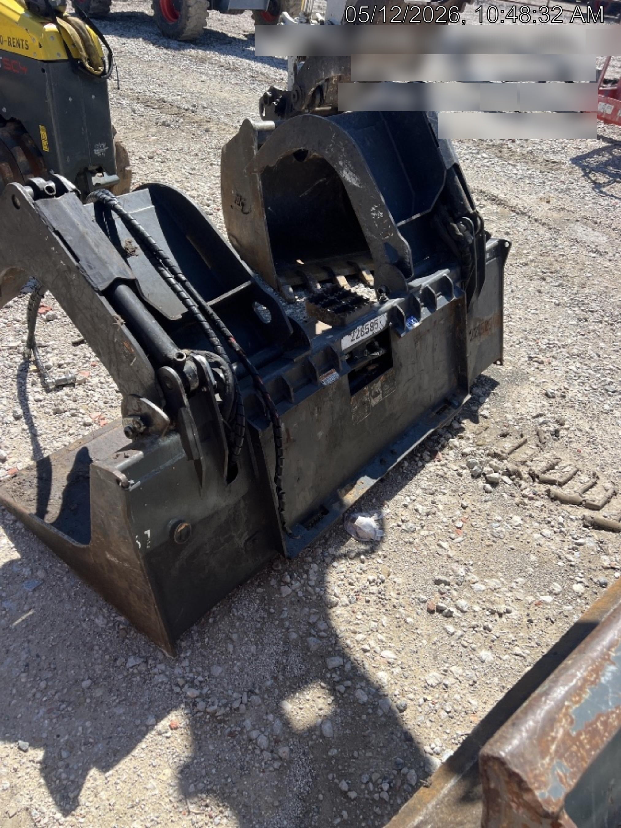 2022 PALADIN 76" Scrap Grapple Bucket - Paladin